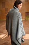 Lana Grossa PONCHO Cool Merino Big & Glamour