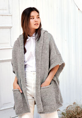 KAPUZENPONCHO GLATT RECHTS MIT HEBEMASCHENBLENDEN Lala Berlin Lovely Cotton von Lana Grossa