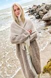 Lana Grossa DREIECKSTUCH Natural Lama Fine