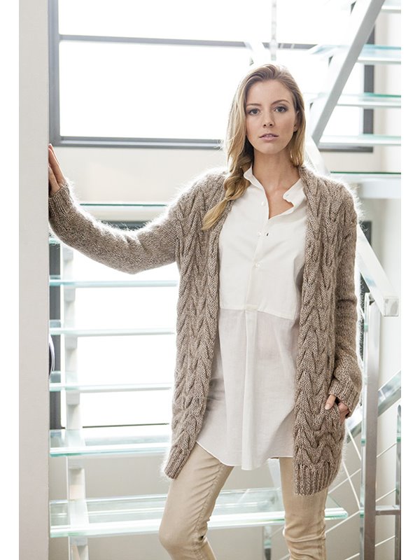 Lana Grossa CARDIGAN MIT ZOPFMUSTER Oro/Silkhair Melange