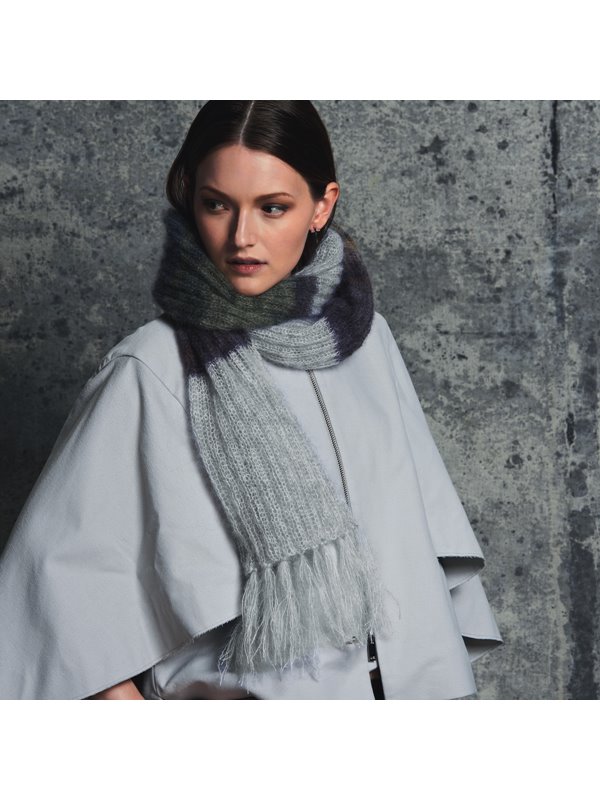 Lana Grossa RIPPENSCHAL IN BLOCKSTREIFEN MIT FRANSEN Silkhair melange/print