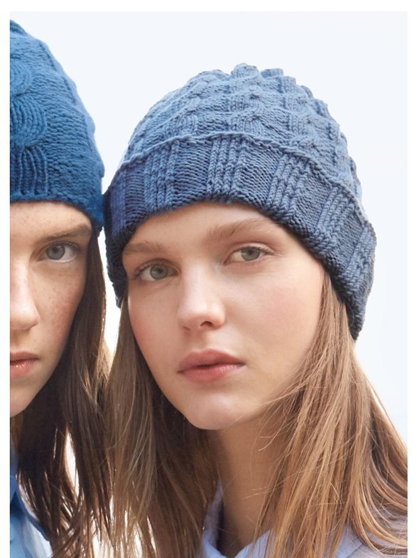Lana Grossa UNISEX-MÜTZE MIT ZÖPFEN UND UMSCHLAG Cool Wool