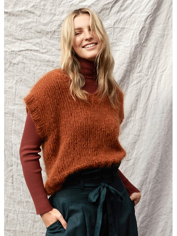 Lana Grossa V-PULLUNDER Brigitte No. 3