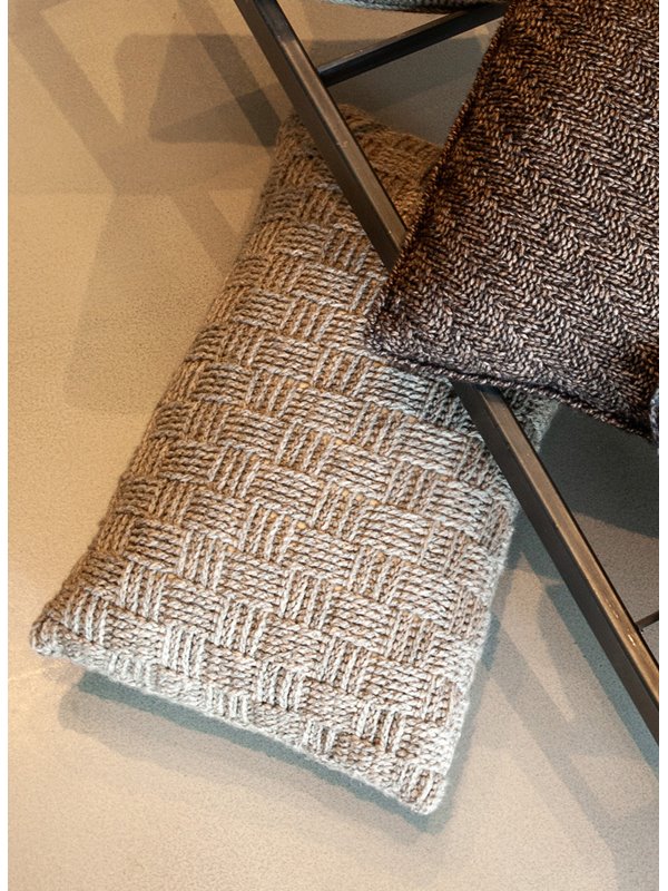 Lana Grossa KISSENHÜLLE IM RELIEFSCHACHBRETTMUSTER Alta Moda Alpaca