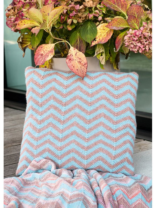 Lana Grossa GESTREIFTE KISSENHÜLLE Brigitte No. 2