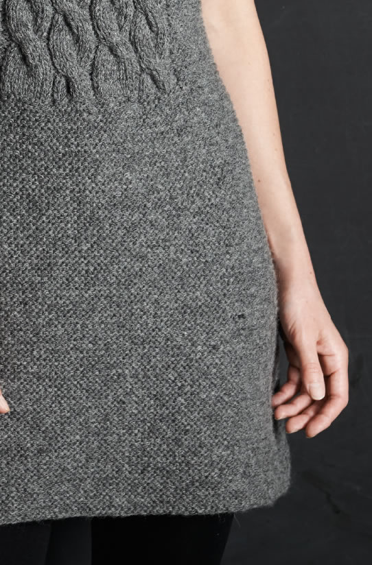 Lana Grossa KLEID MIT ZOPFEINSATZ Alta Moda Alpaca