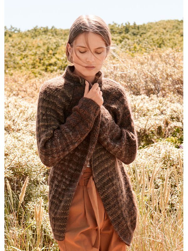 Lana Grossa RAGLANJACKE MIT FALSCHEM ZOPF UND GROSSEM PERLMUSTER Lucia & Silkhair