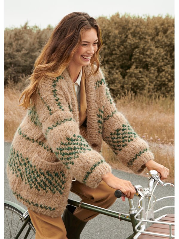 Lana Grossa CARDIGAN MIT JACQUARDBORDÜREN Lala Berlin Furry