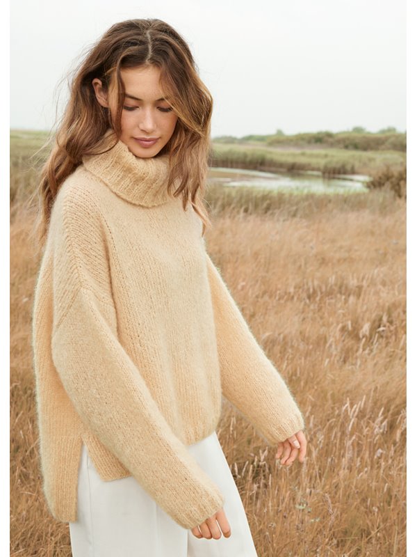 Lana Grossa PULLI GLATT RECHTS MIT ROLLKRAGEN Lala Berlin Brushy