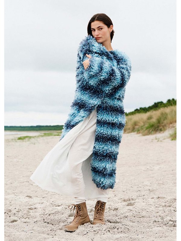 Lana Grossa MANTEL IN SCHLINGENHÄKELEI Picasso