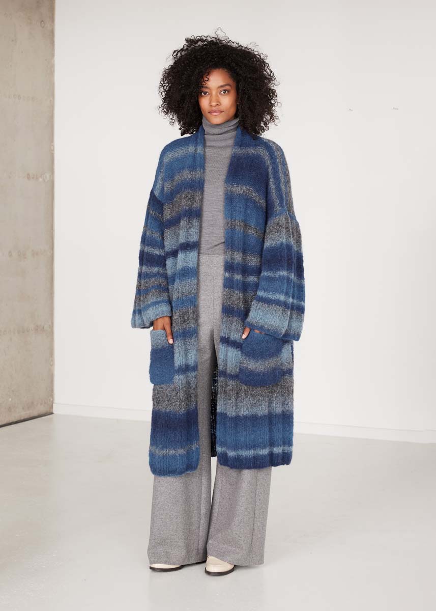 MANTEL Gigante von Lana Grossa