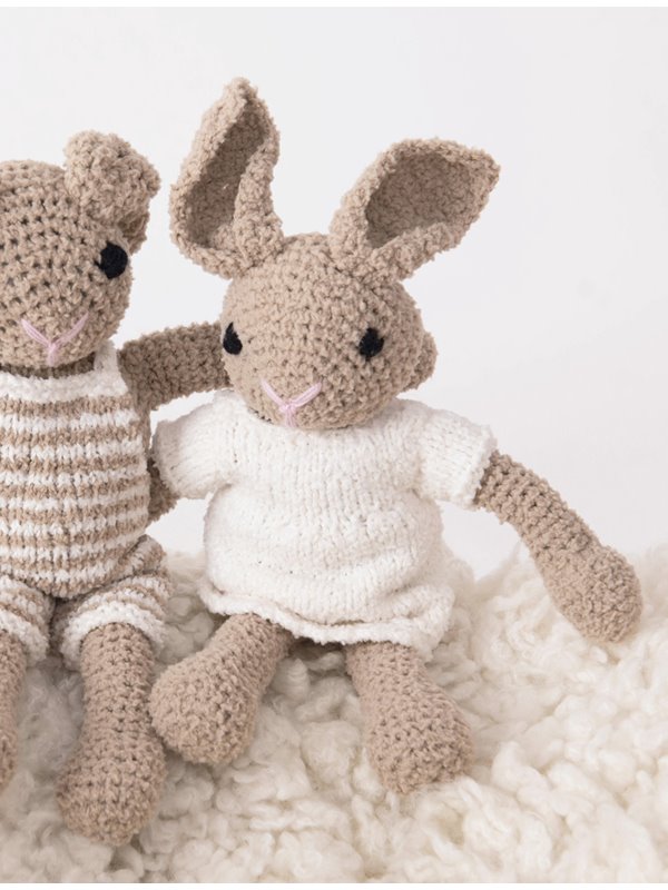 Lana Grossa HASE MIT KLEIDCHEN Babysoft