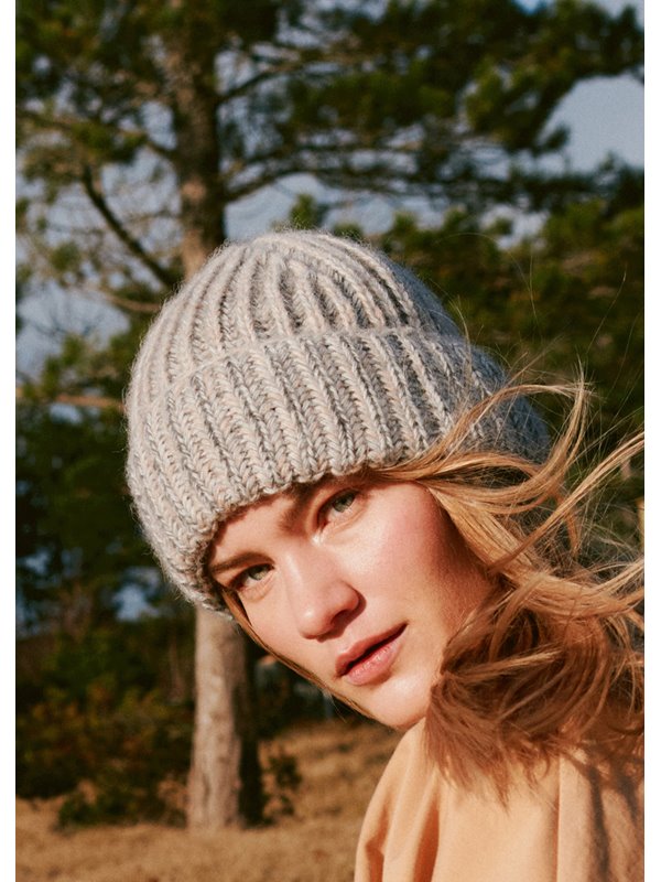 Lana Grossa MÜTZE IM ZWEIFARBIGEN PATENTMUSTER Ecopuno & Setasuri